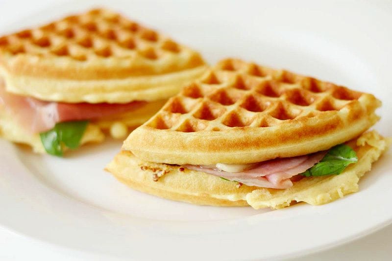 クイジナート ラウンドクラシックワッフルメーカー Cuisinart Waffle Maker (WMR-CAP2) – lala & me